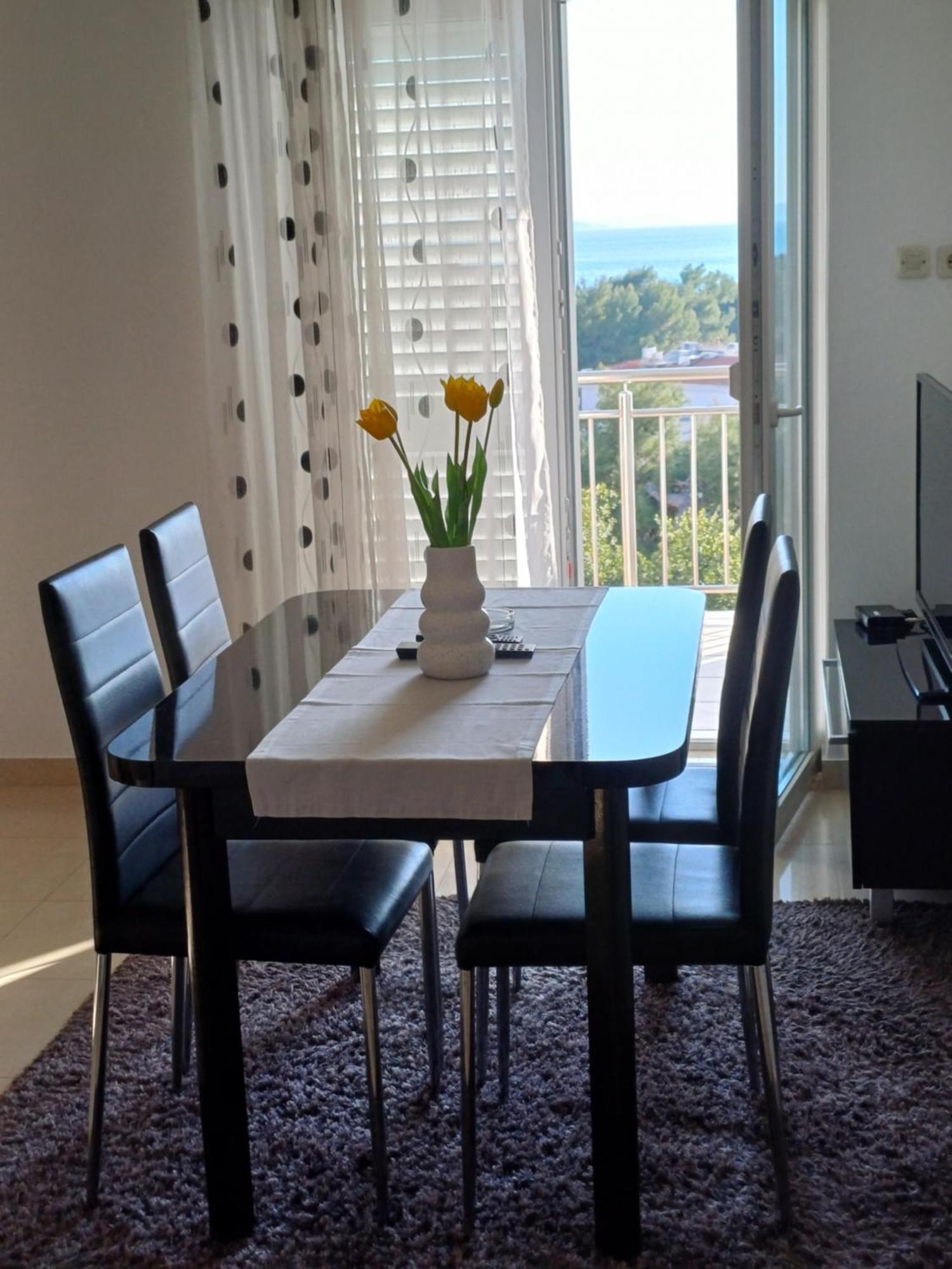 Apartments Jure Miljak Podstrana Exterior photo