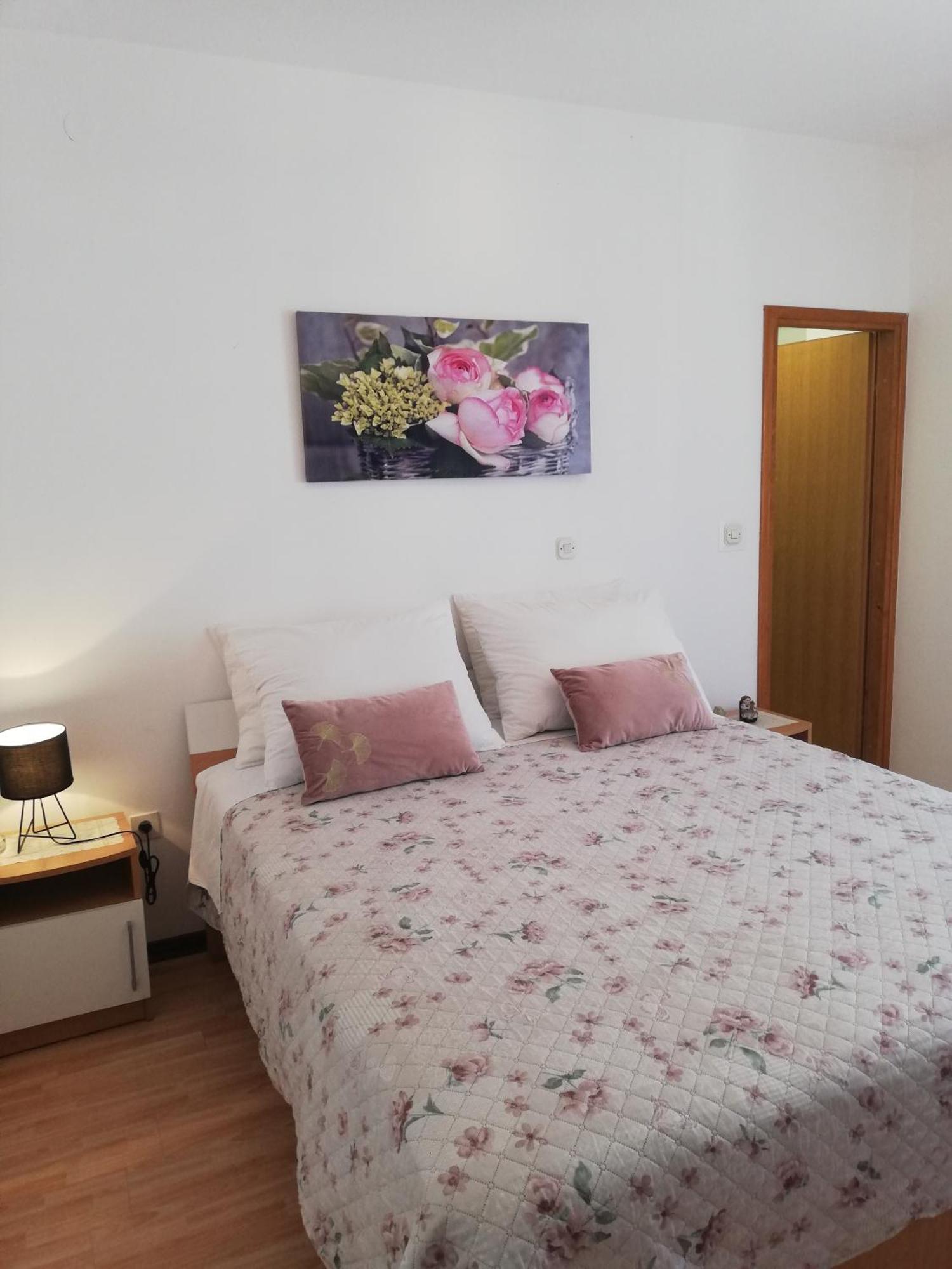 Apartments Jure Miljak Podstrana Room photo