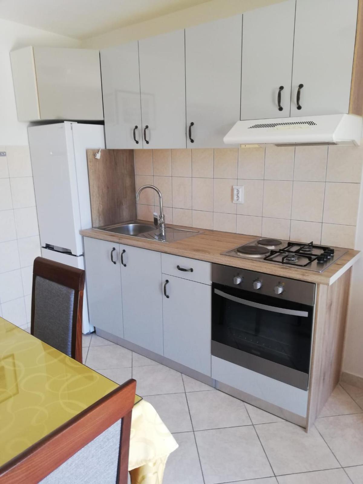 Apartments Jure Miljak Podstrana Exterior photo