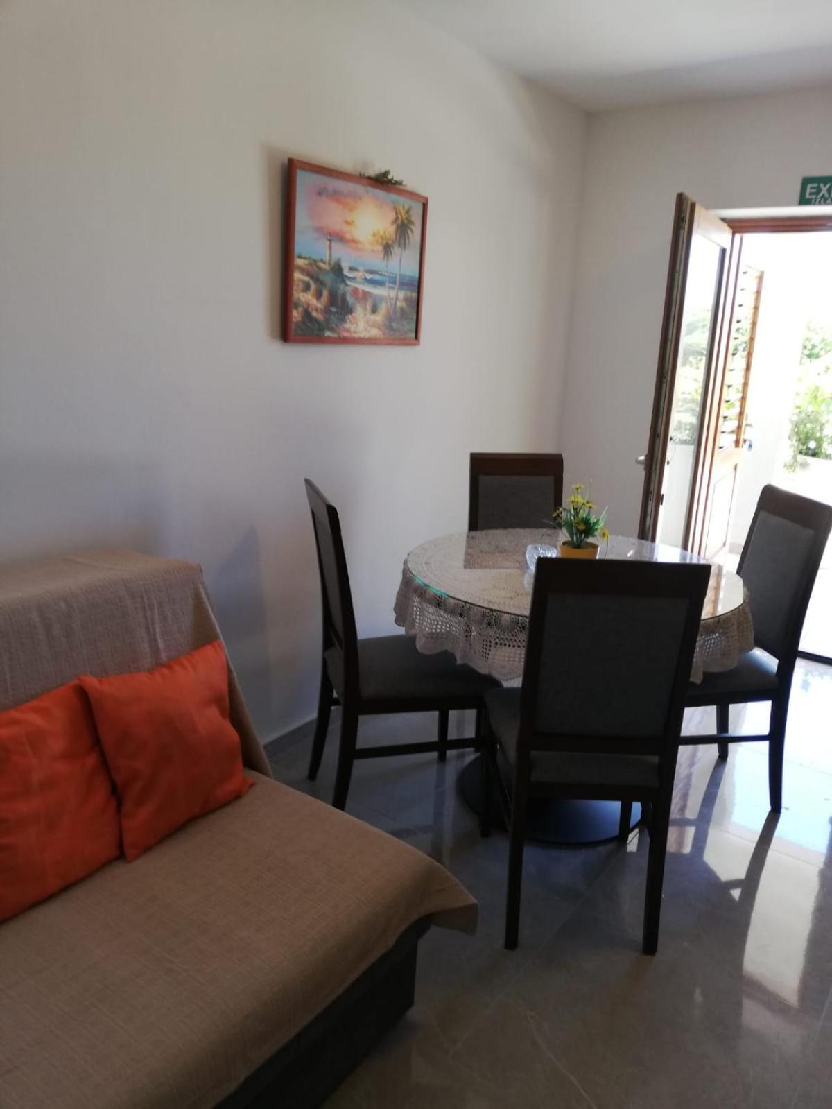 Apartments Jure Miljak Podstrana Exterior photo
